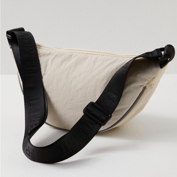 NWT Free People Bulls Eye Sling Bag In Color Mineral - Picture 5 of 5